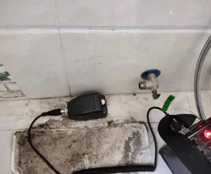 东源屋顶漏水维修公司分享下卫生间漏水的危害及解决方法